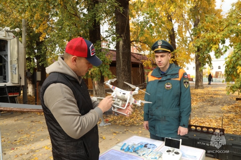 В городском парке культуры и отдыха отпраздновали 92-ю годовщину со Дня образования гражданской обороны (ФОТО, ВИДЕО, КОММЕНТАРИЙ)